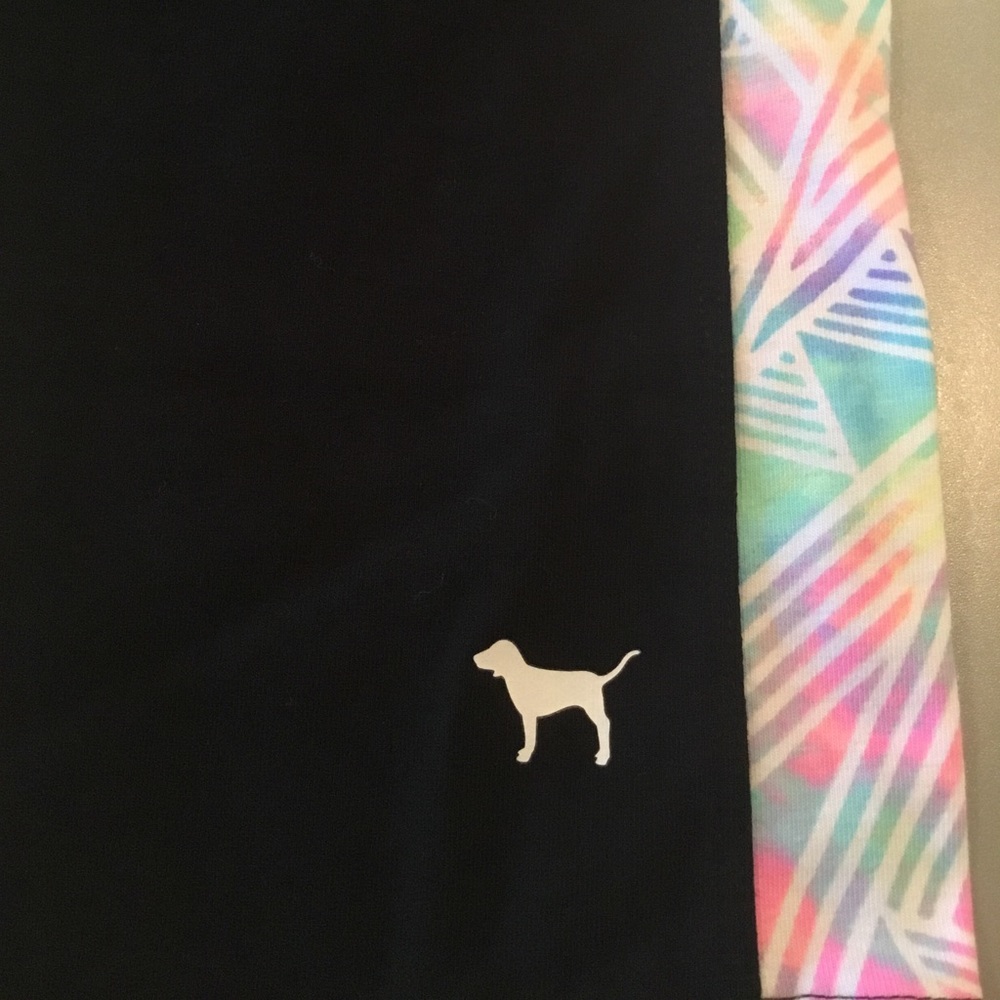 NWOT VS PINK 🌞Capris🌞 - Picture 2 of 5